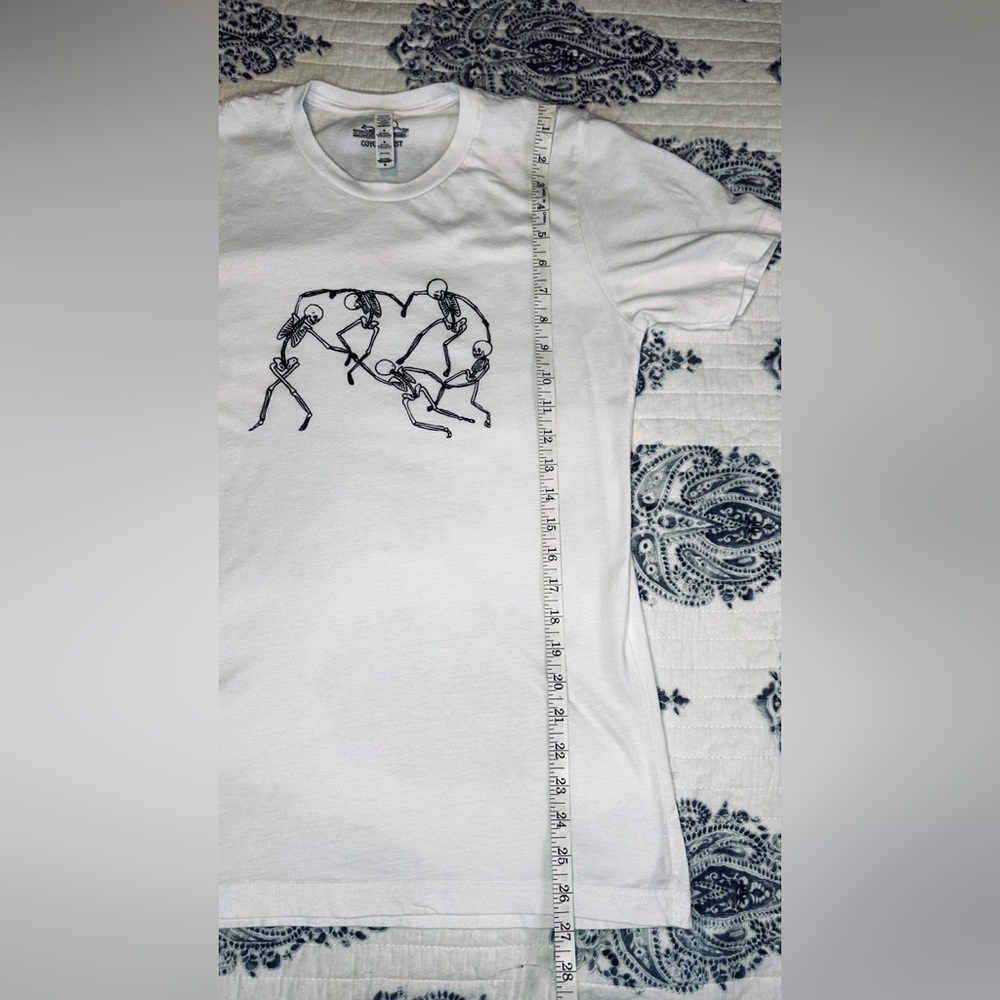 Coyote West Skeleton Heart Graphic T Shirt White Medium Gothic Western Tee - Picture 5 of 8